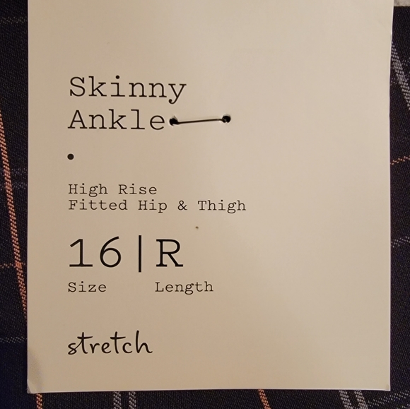 Target, Skinny Ankle Stretch Capri Size 16R - Picture 4 of 9